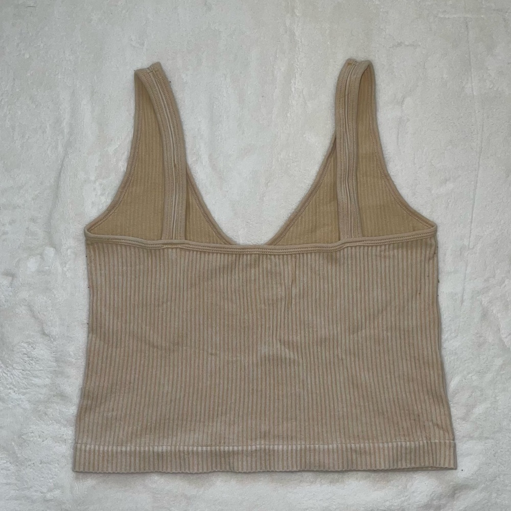 Tan Ribbed Crop Top - Picture 4 of 4
